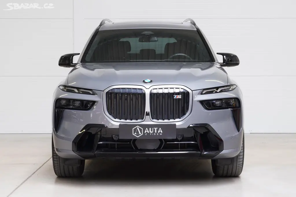 BMW X7, M60i,1.MAJ,ČR,DPH,Tažné - fotka 2