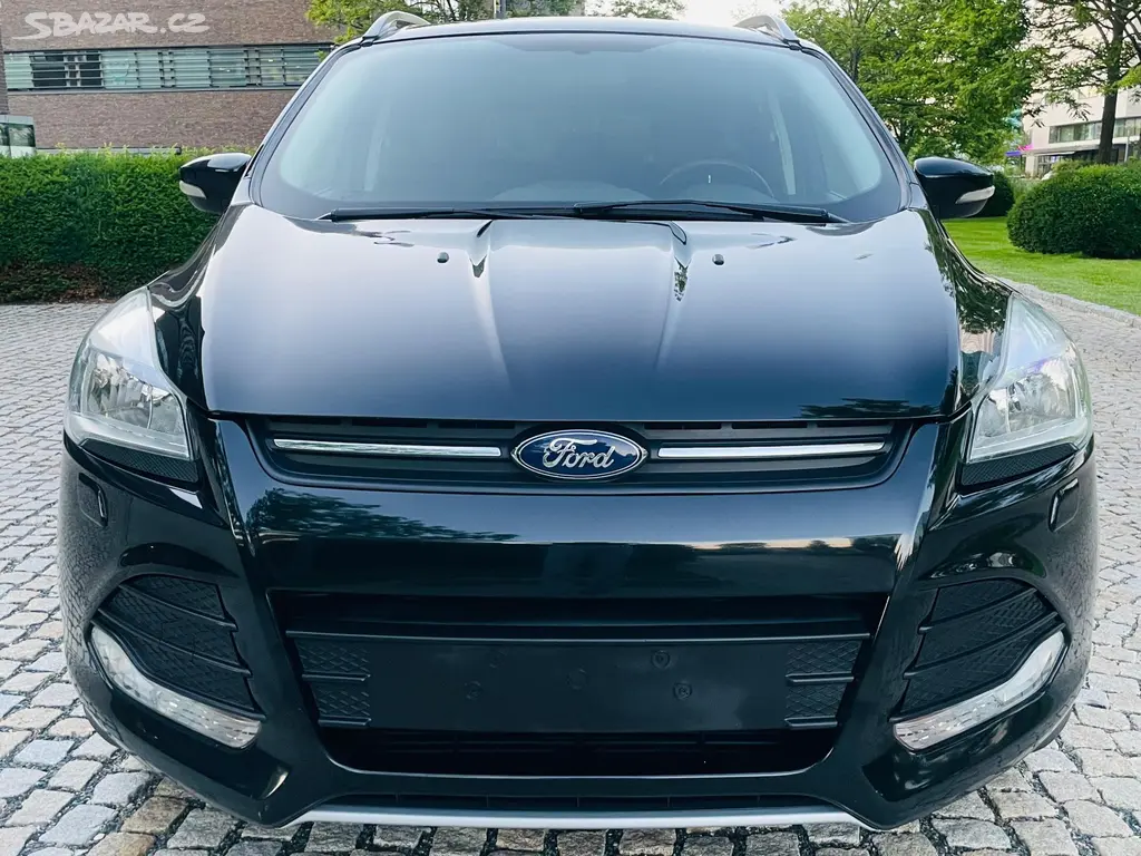 Ford Kuga, 2.0TDCi MANUÁL 1.MAJ TAŽNÉ 2WD - fotka 6