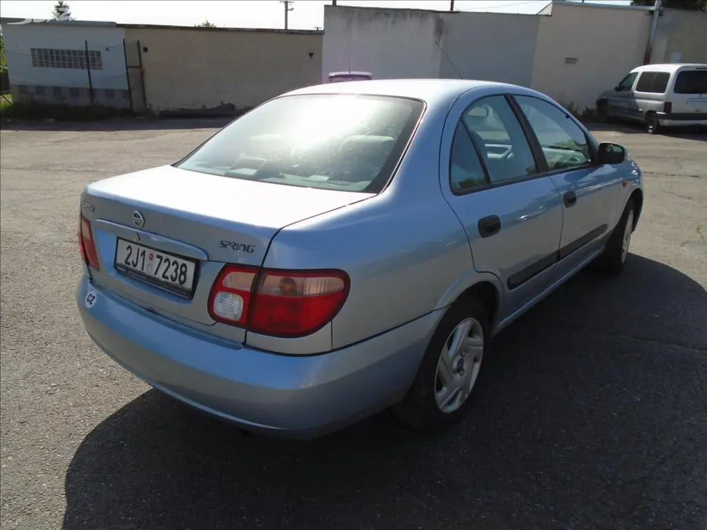 Nissan Almera, 1,5 - fotka 4