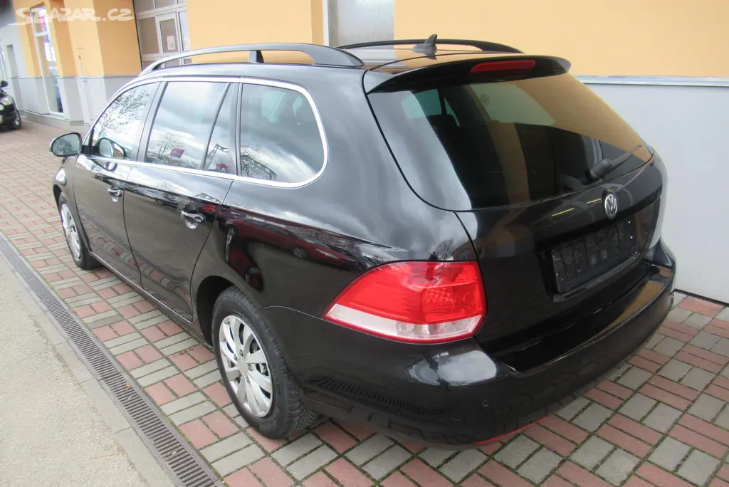 Volkswagen Golf, 1.9 TDI AUT. KLIMA - fotka 2