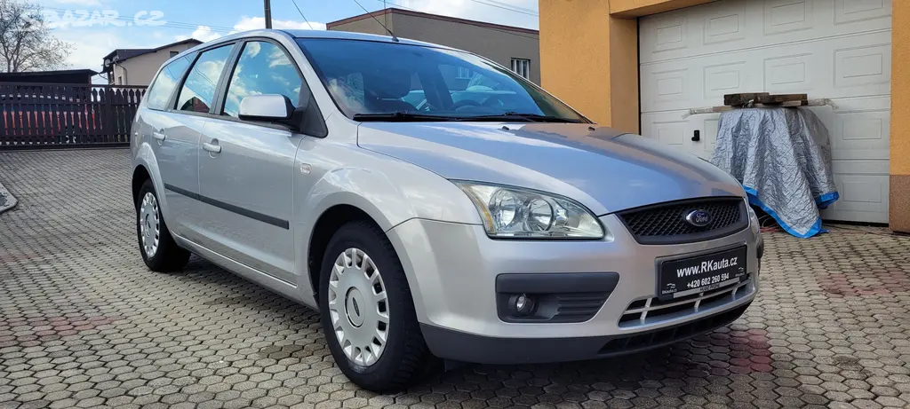 Ford Focus Turnier 1,6i 85kW benzín"Fun-X" - fotka 3