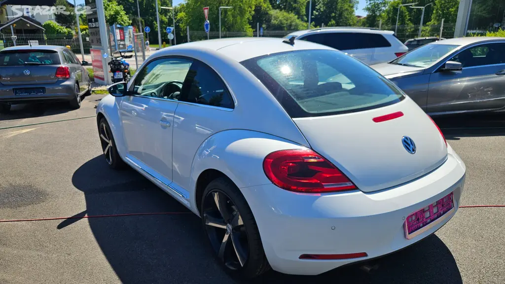 Volkswagen Beetle 2,0 TDi - fotka 3