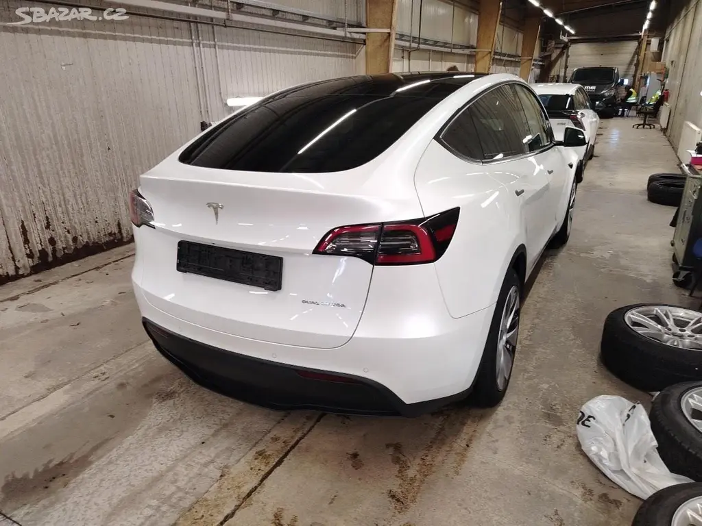 Tesla Model Y, AWD Long Range PŘIPRAVUJEME - fotka 4