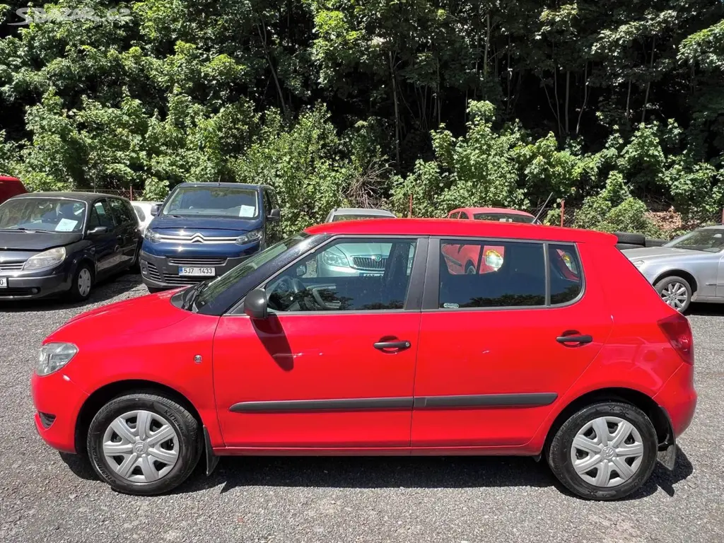 Škoda Fabia 1.2htp 51kW 50tkm 1.majitel 2014 ČR - fotka 3