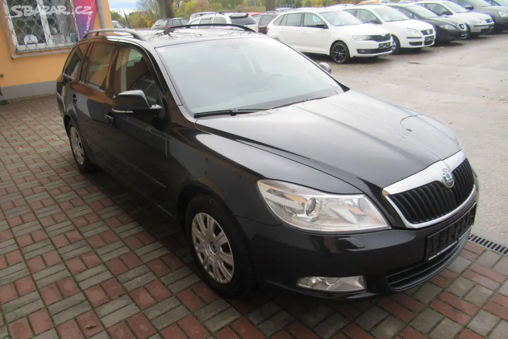 Škoda Octavia, 2.0 TDI AUT. KLIMA NA OPRAVU - fotka 6
