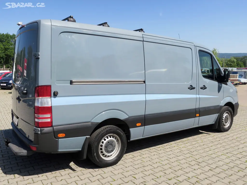 Mercedes-Benz Sprinter L2H1 2.2 CDi 120 kW - fotka 4