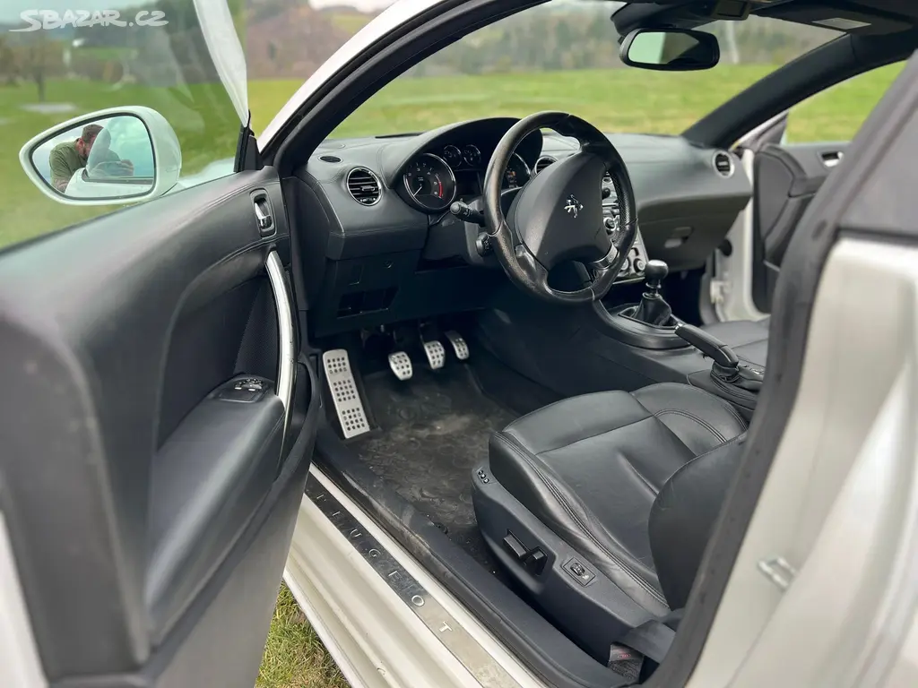 Peugeot rcz 2.0 hdi 144000km bez koroze - fotka 2