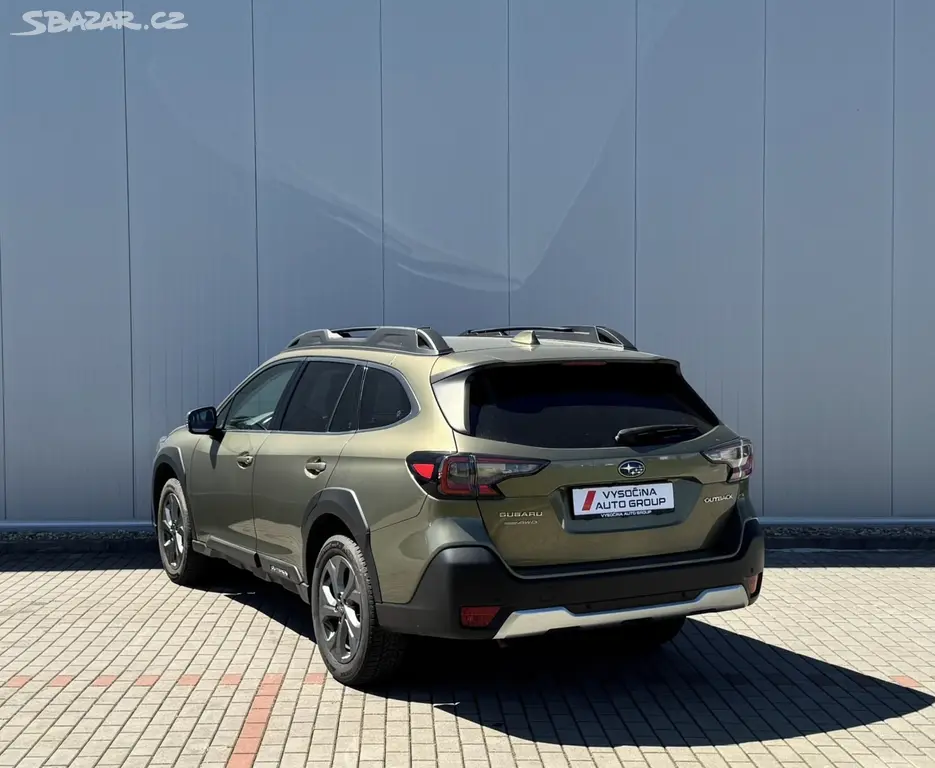 Subaru Outback, 2.5i 124kW CVT 4WD ACTIVE - fotka 2