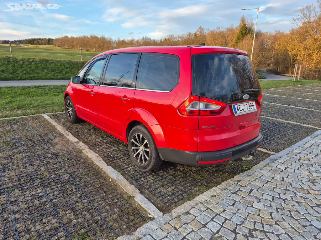 Ford Galaxy 2.2 TDCi Ghia (129 kW) - fotka 3