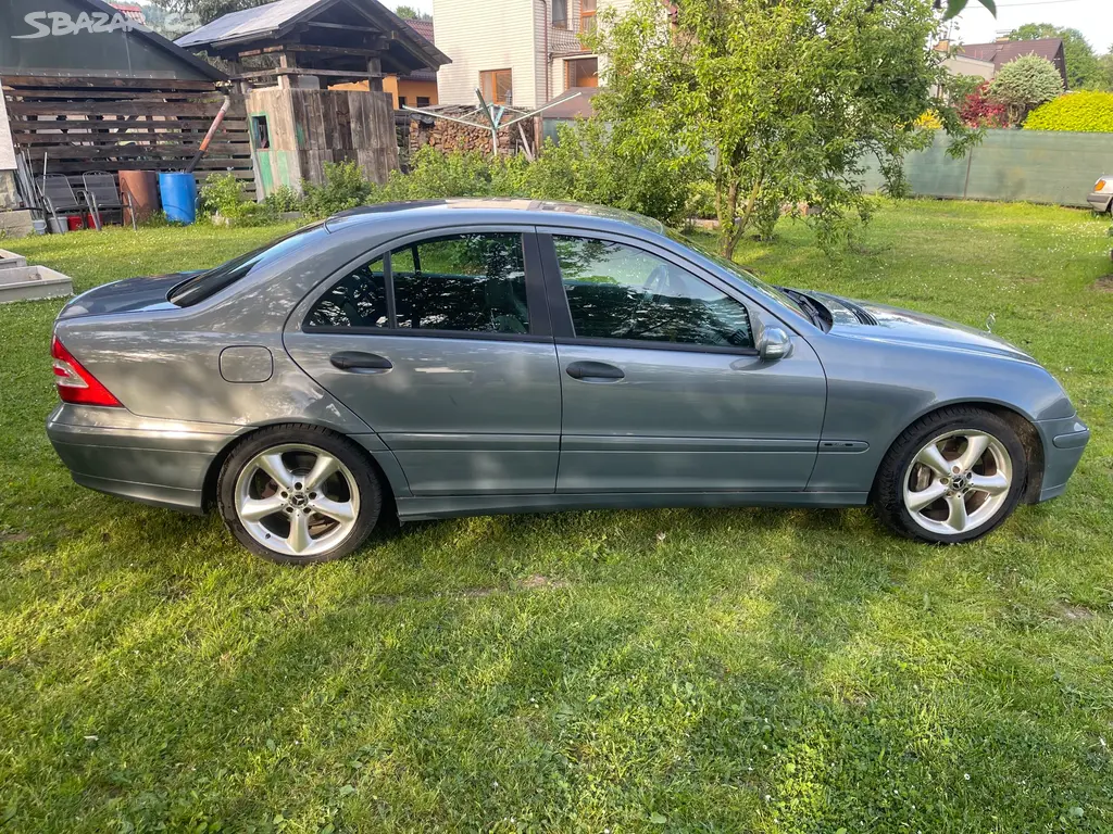 Prodám Mercedes 220 CDI