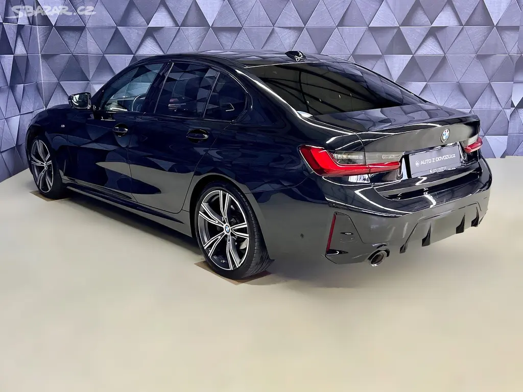BMW Řada 3, 320d xDrive M-PAKET, EL. TAŽNÉ - fotka 5
