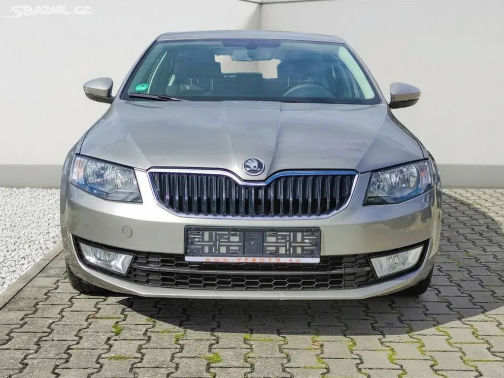 ŠKODA OCTAVIA III 1.2 TSi 77KW,6-KVALT,AMBITION - fotka 2