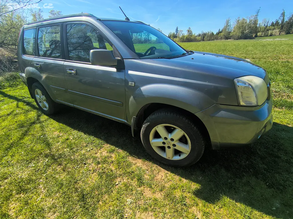 Prodám Nissan X-trail, r.v. 2006, 4x4 - fotka 4