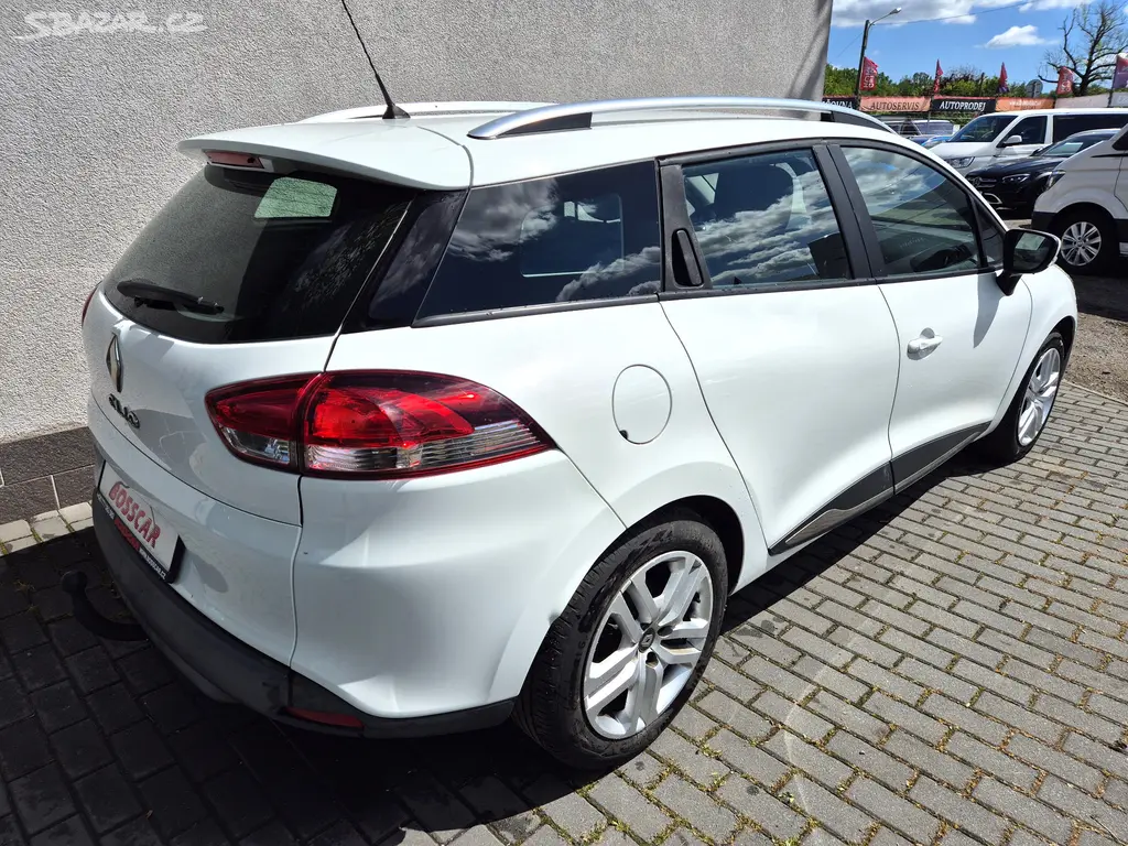 Renault Clio 1,2i 55Kw GrandTour Klima 129.000Kč - fotka 6