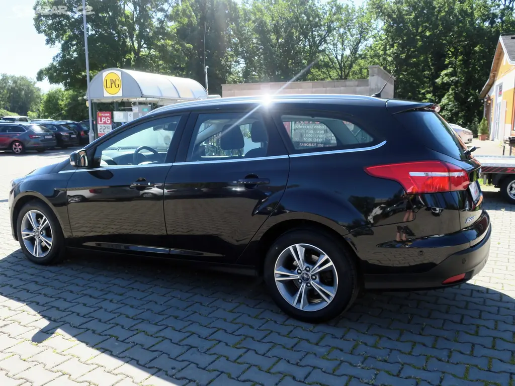 Ford Focus 1.0 i 92 kW - Nové rozvod - fotka 6