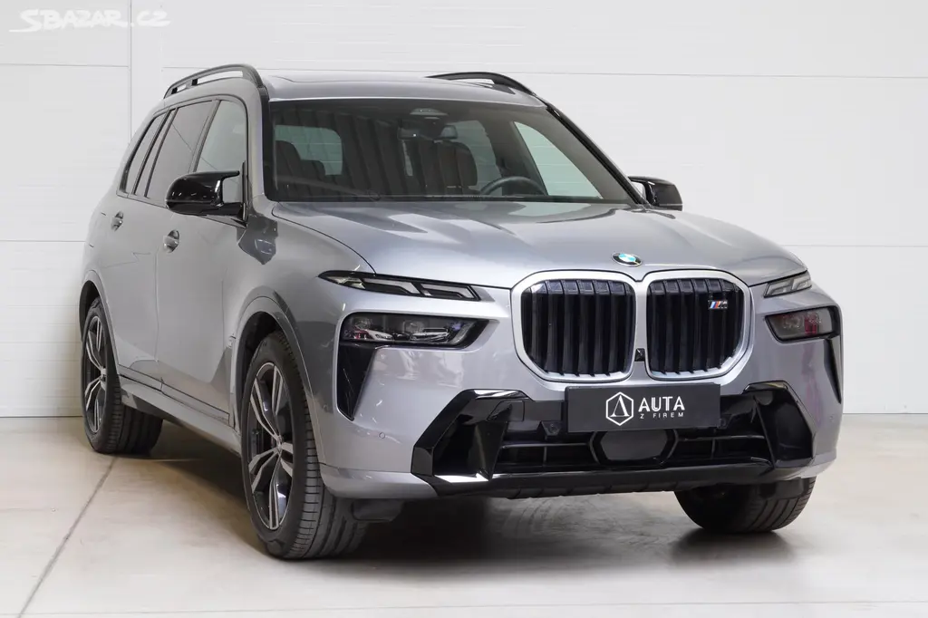BMW X7, M60i,1.MAJ,ČR,DPH,Tažné - fotka 3