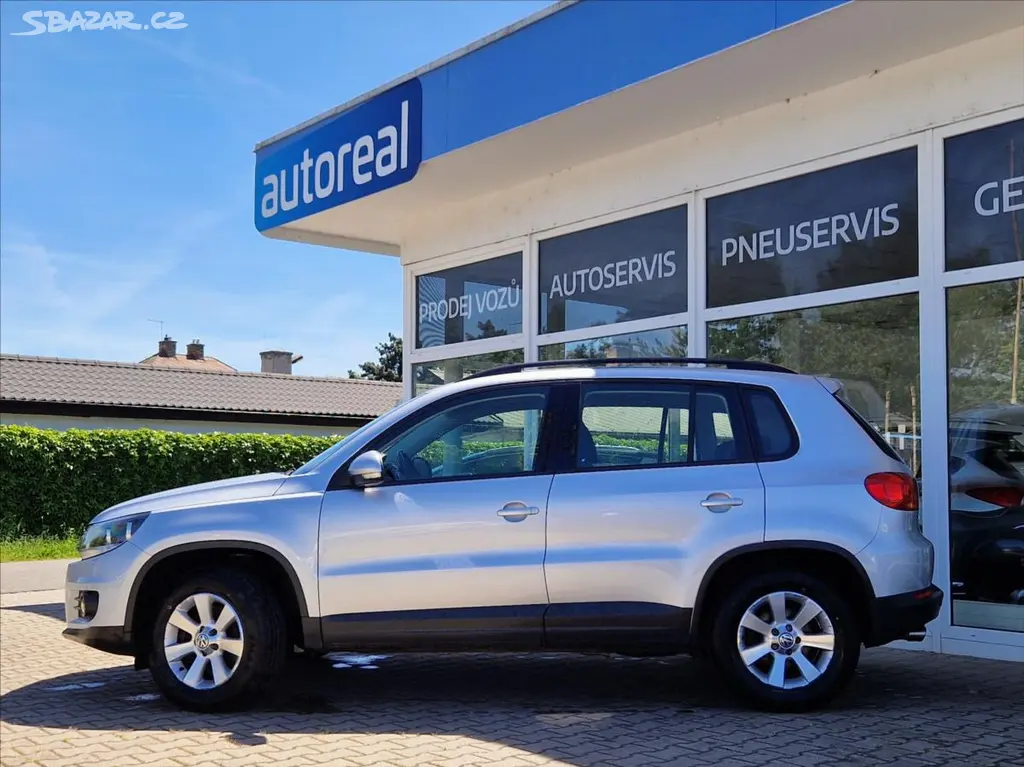 Volkswagen Tiguan, 1,4 TSI 90kW KLIMA VÝHŘEV - fotka 2