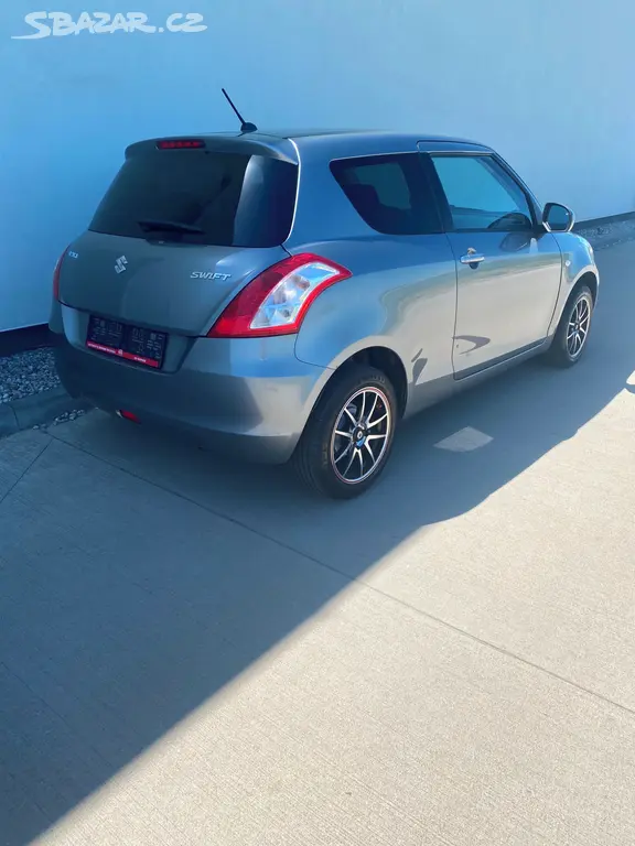 Suzuki Swift - fotka 6
