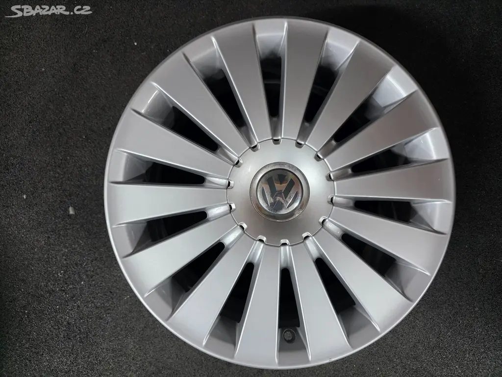 VW Passat Alu kolo 17 Macau 3C0601025G 1 Ks