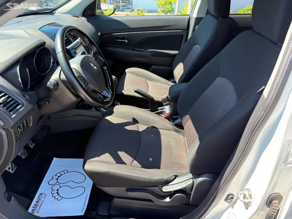 Mitsubishi ASX 1.6 Diamond edition, kamera, BT - fotka 5