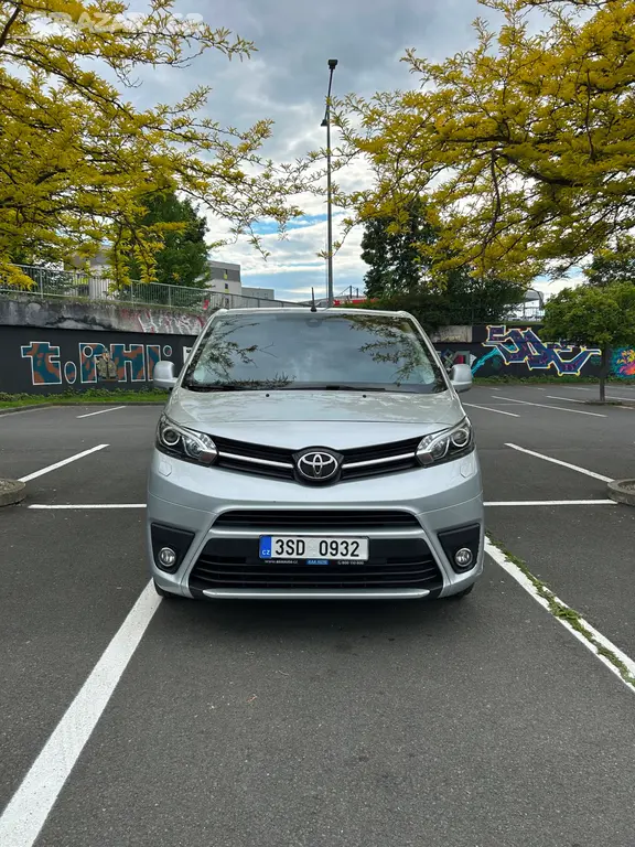 Toyota Proace Verso 2.0 D-4D 110 kW (150 ..) - fotka 2