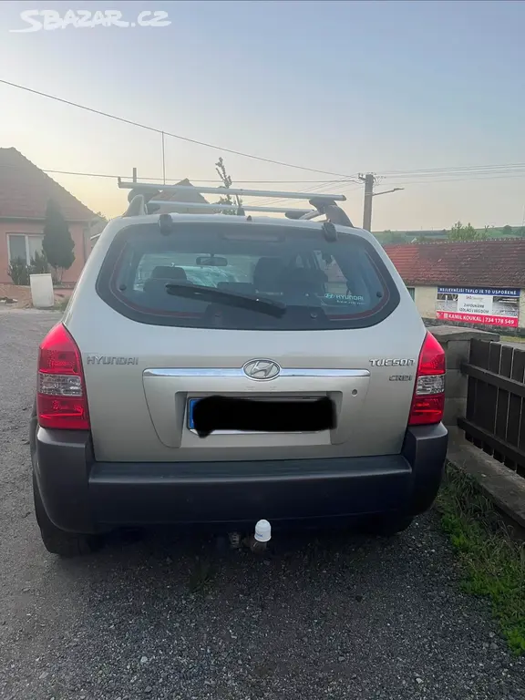 Hyundai Tucson 2.0 CRDI - fotka 2