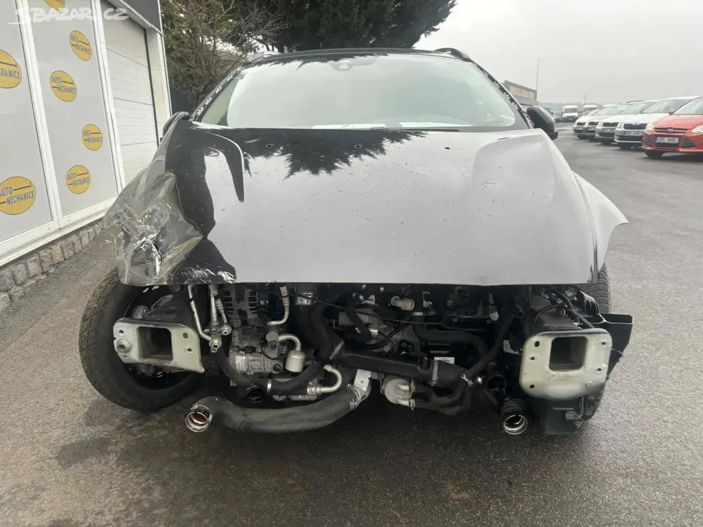 Volvo V40, 1.5 CROSS COUNTRY - fotka 2