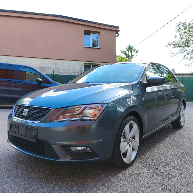 Seat Toledo 1.2 TSI 77kw STYLE, poctivých 167tkm - fotka 2
