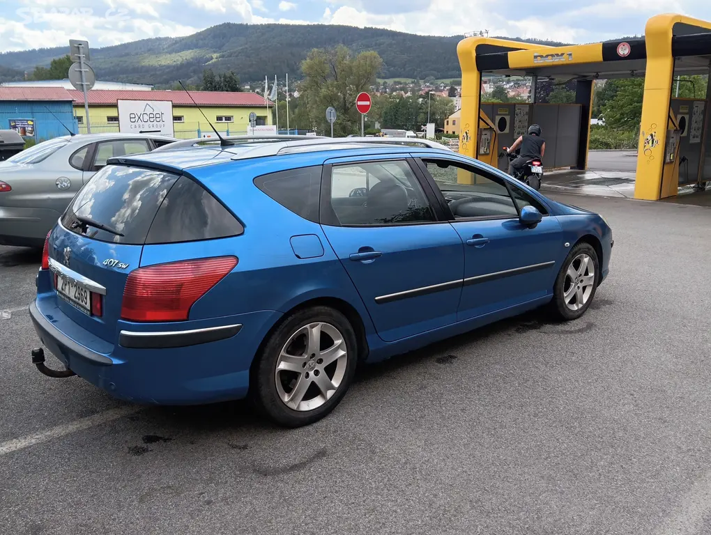 Peugeot 407 2.0HDI 100KW - fotka 3