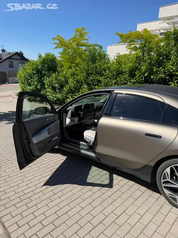 Hyundai Ioniq 6, ČR .MAJITEL 77kW BATERKA - fotka 6