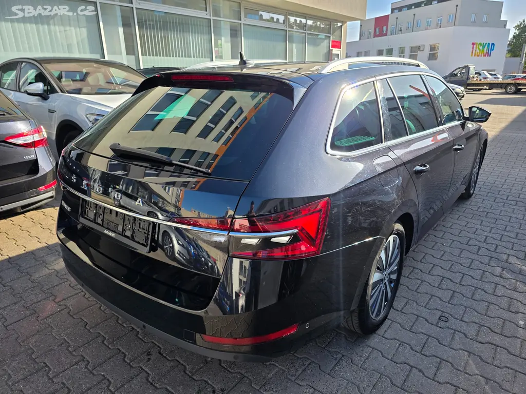 Škoda Superb 3 Combi 2.0 TDI 110kW DSG Tažné - fotka 6