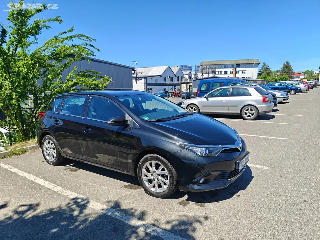 Toyota Auris - fotka 2