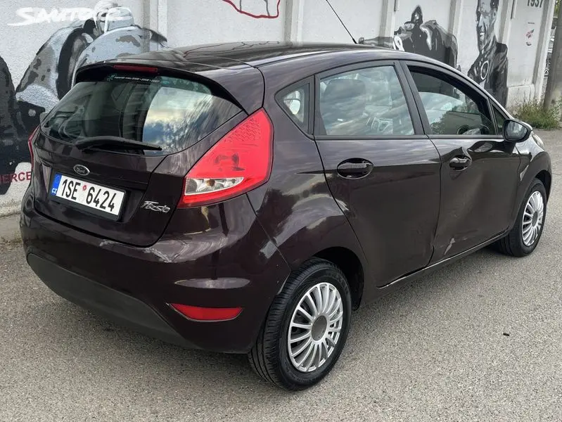 Ford Fiesta 1.25, ČR, servisováno - fotka 5