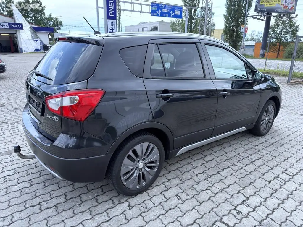 Suzuki SX4 S-Cross, 1.6i 88 kW navi. tažné zař. - fotka 5