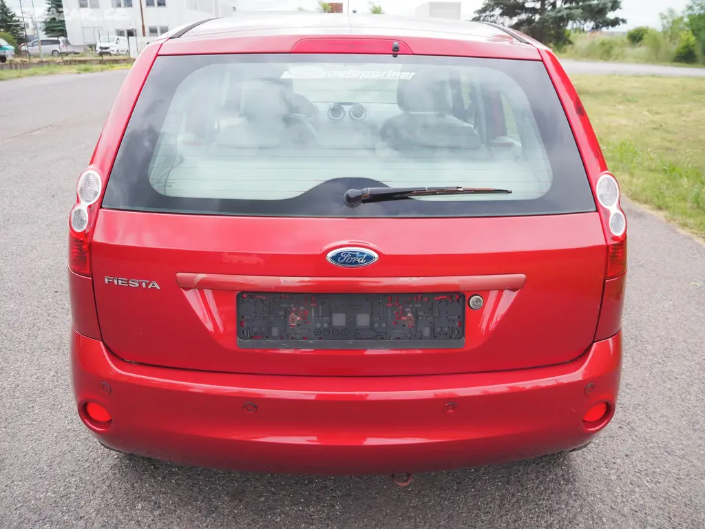 Ford Fiesta 1.4 GHIA INDIVIDUAL, 1 majitel - fotka 6