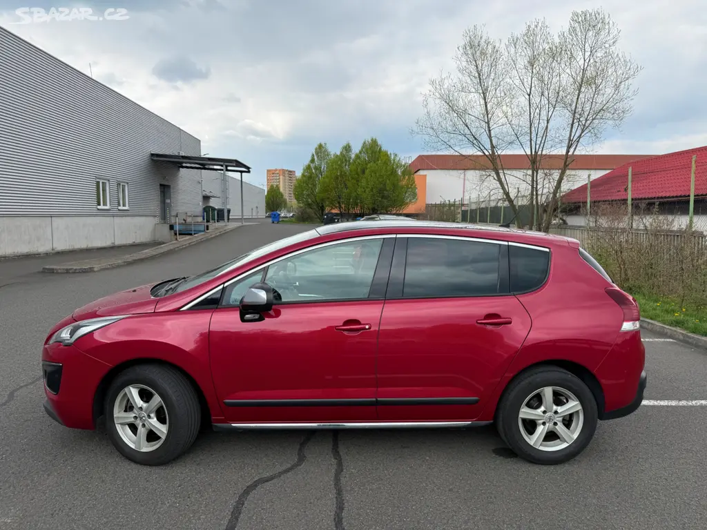 PEUGEOT 3008 2,0HDI 110kW - 2014 -2.maj -Top Stav - fotka 2
