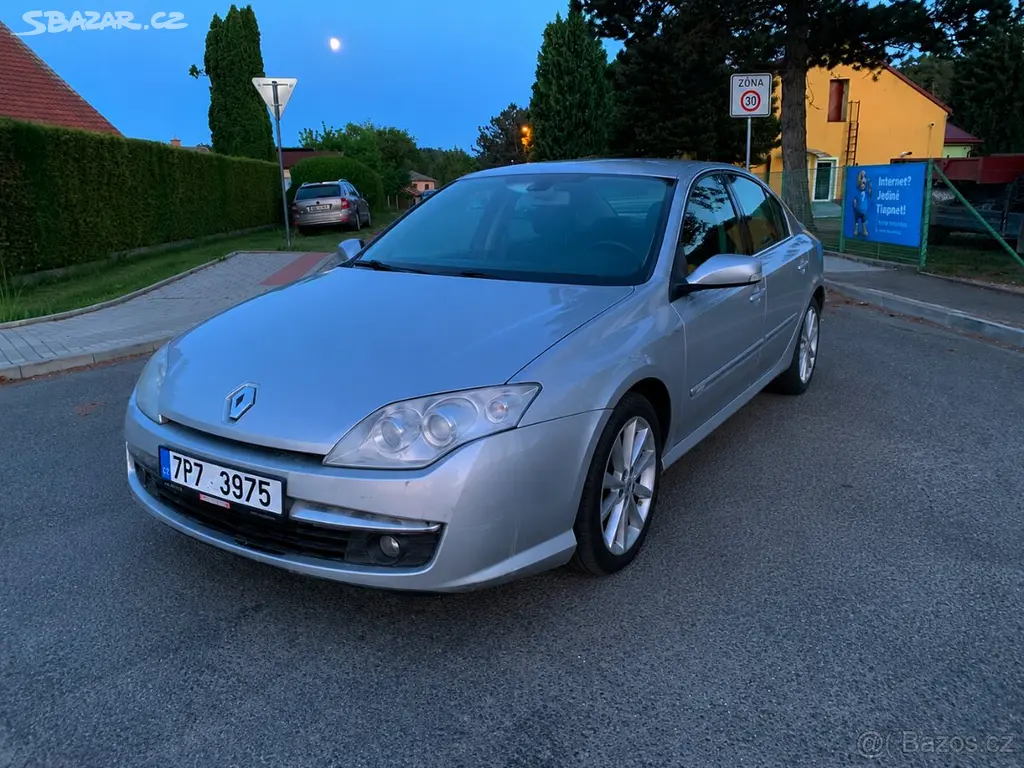 Renault Laguna 2.0DCi Manuál, Digiklima - fotka 2