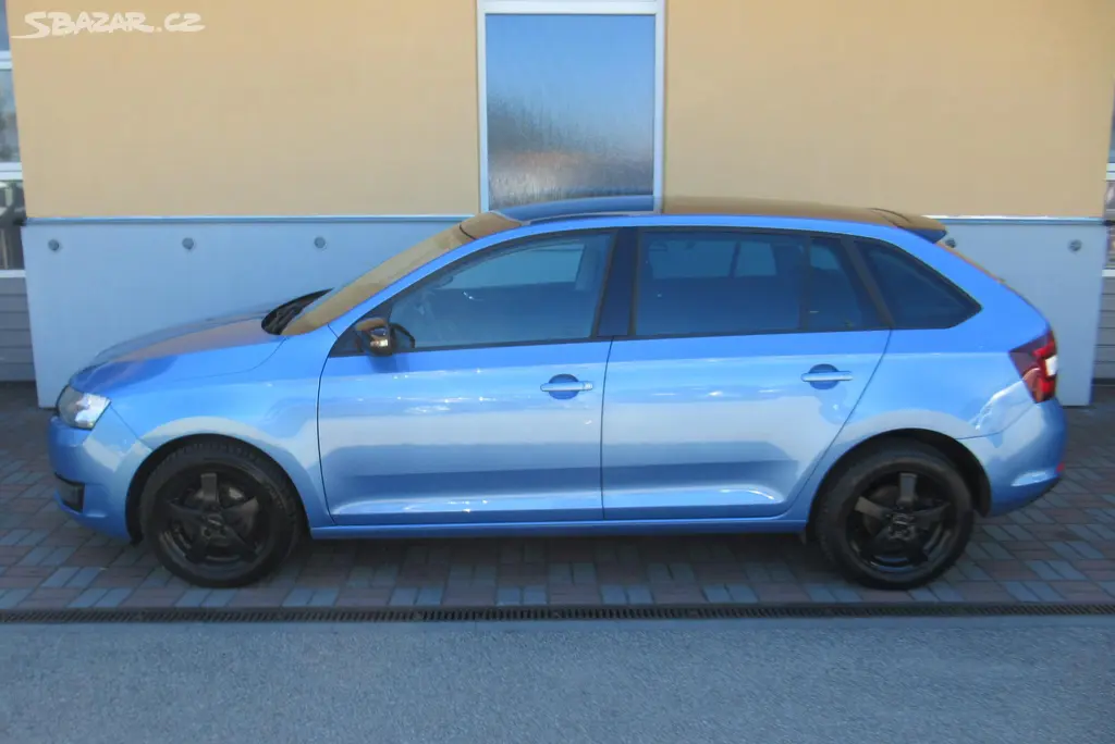 Škoda Rapid, 1.4TDI AUT.KLIMA PANORAM TAŽNÉ - fotka 6