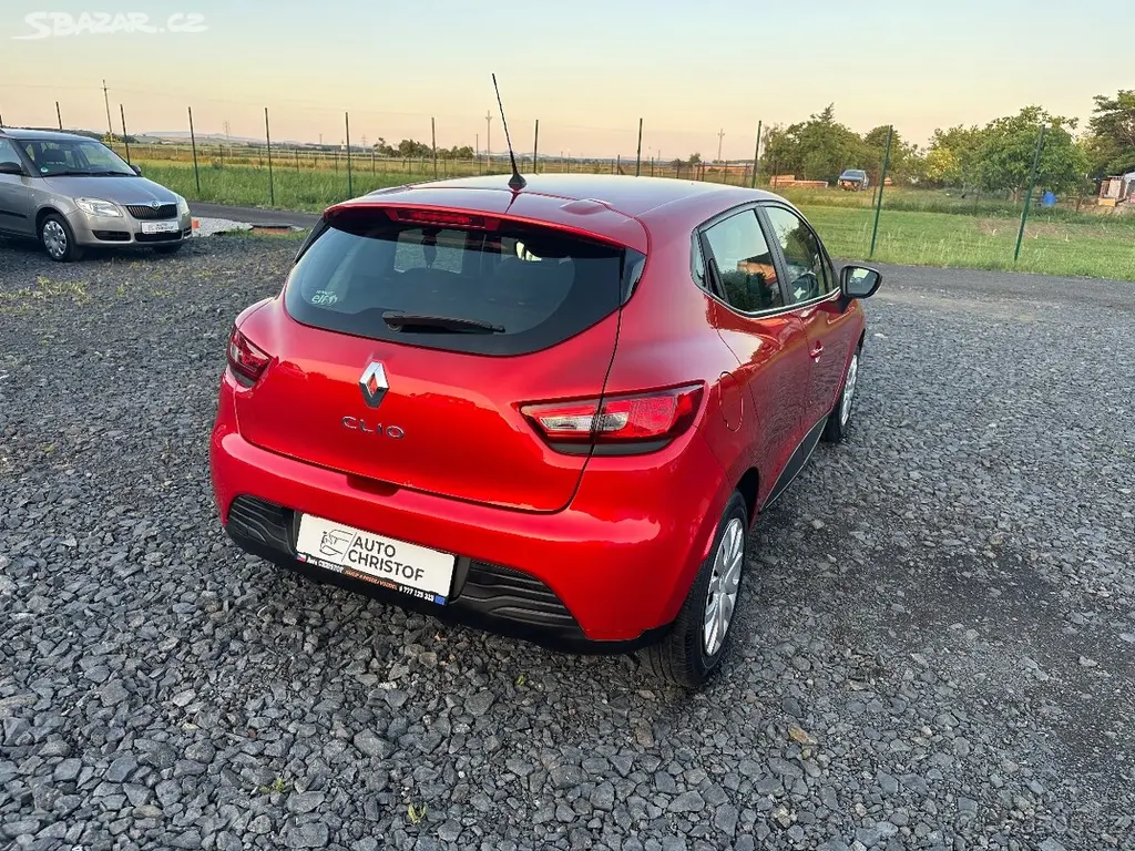 Renault Clio 1,2i (54kW) NAVIGACE - fotka 4