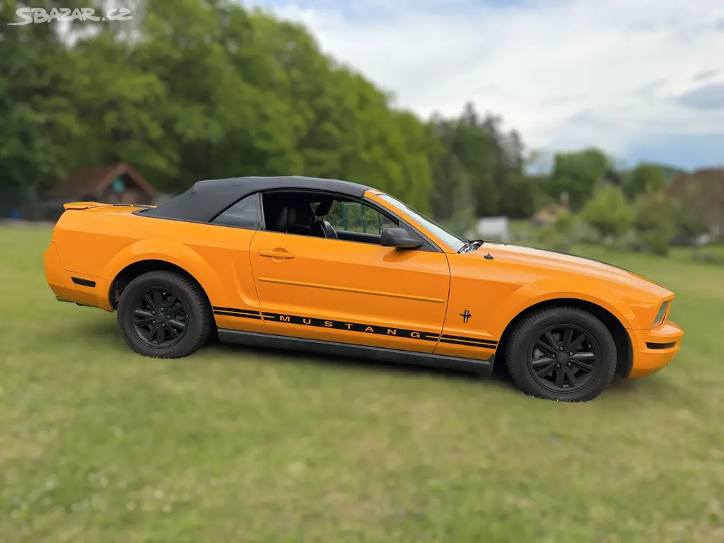 Ford Mustang Cabrio 4.0 V6 Automat | 2007 | - fotka 5