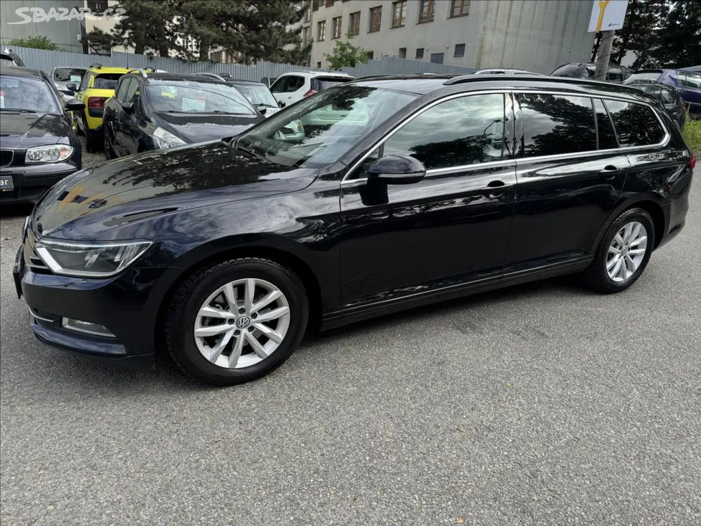 Volkswagen Passat, 1,6 DSG+VYHŘEV+TAŽNÉ.!! - fotka 3