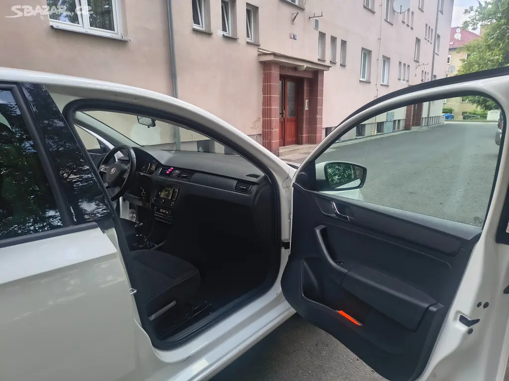 Škoda Rapid 1.2 TSI - fotka 6