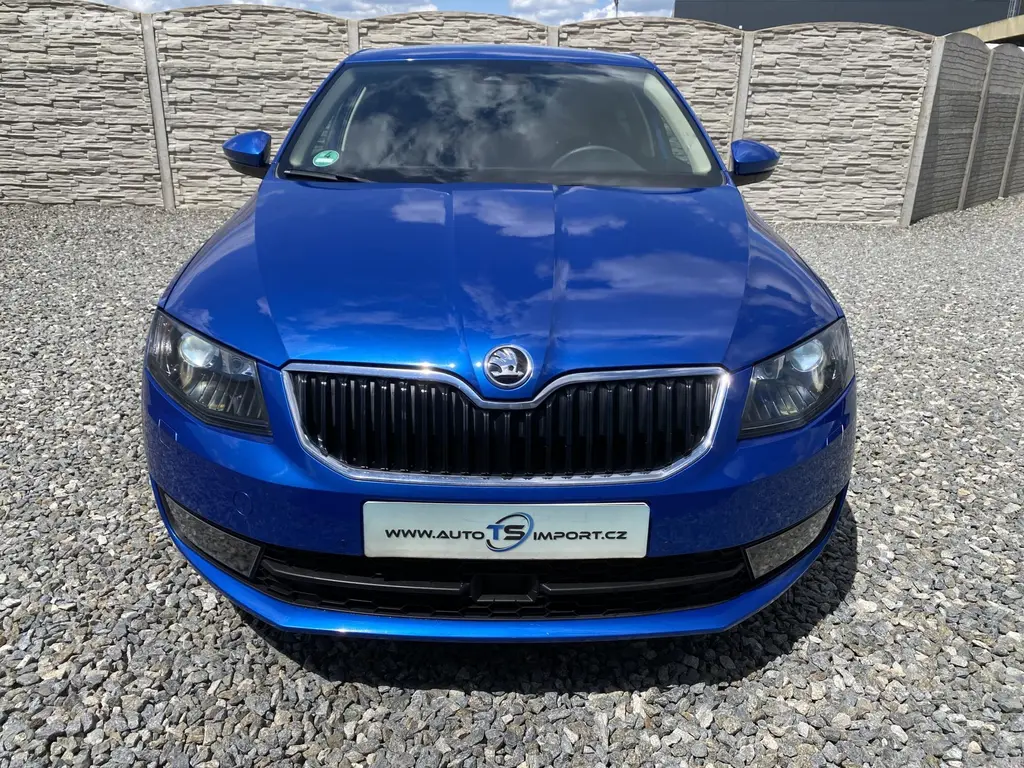Škoda Octavia 2.0TDi L+K CZ WEBASTO 135TKM - fotka 3