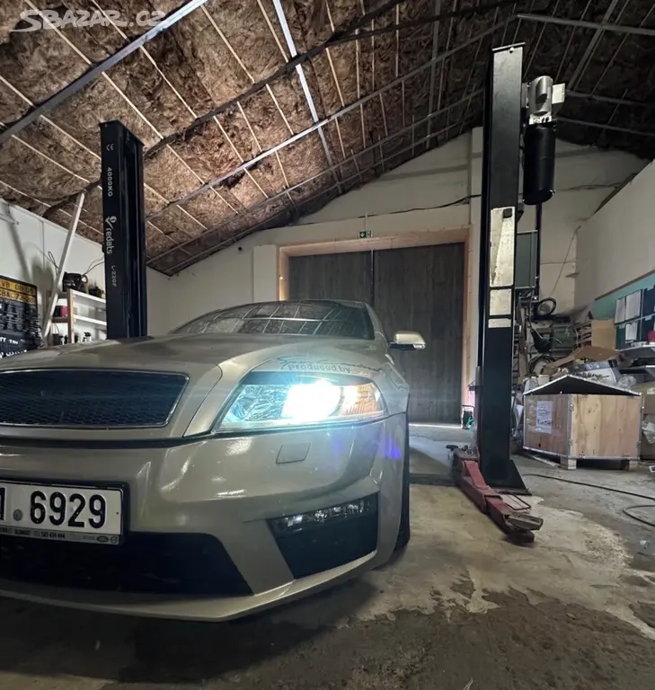 Škoda Octavia 2 L&K, RS paket, STK 05/2028 - fotka 3
