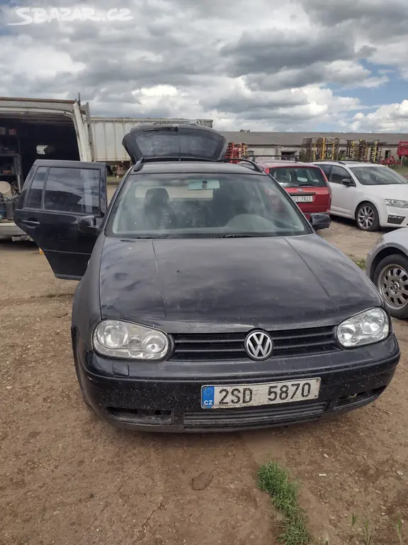 Volkswagen golf IV 1,9 TDI 66 kw - fotka 3