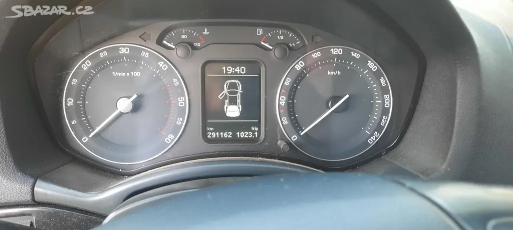 Škoda octavia 2.0 TDI, 4×4 ,r.v.2007 - fotka 5