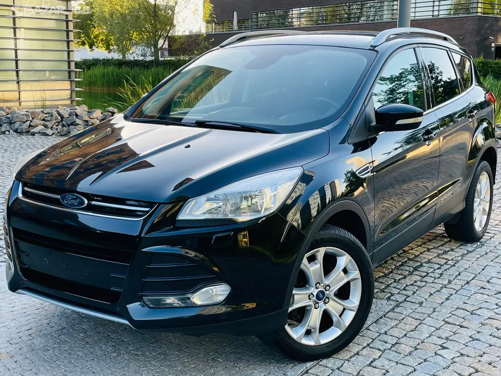 Ford Kuga, 2.0TDCi 4x4 MAN TAŽNÉ SENZORY - fotka 3