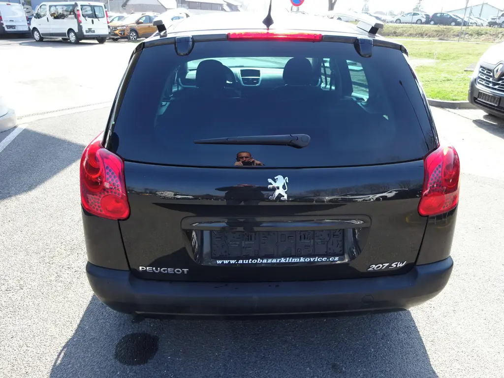 Peugeot 207 1,6 HDI,GARANCE KM - fotka 4