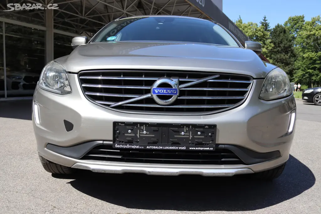 Volvo XC60, D4 2.0 133kW AT DPH - fotka 3