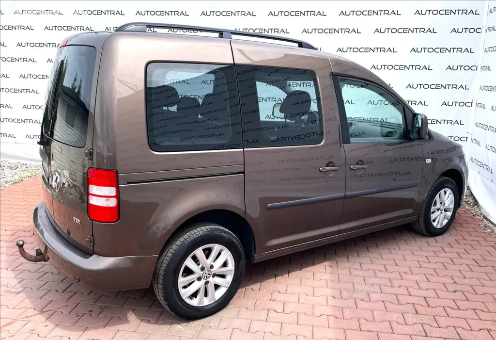 Volkswagen Caddy, 1,6 TDi,75kW,Po serv.,STK 4/28 - fotka 4